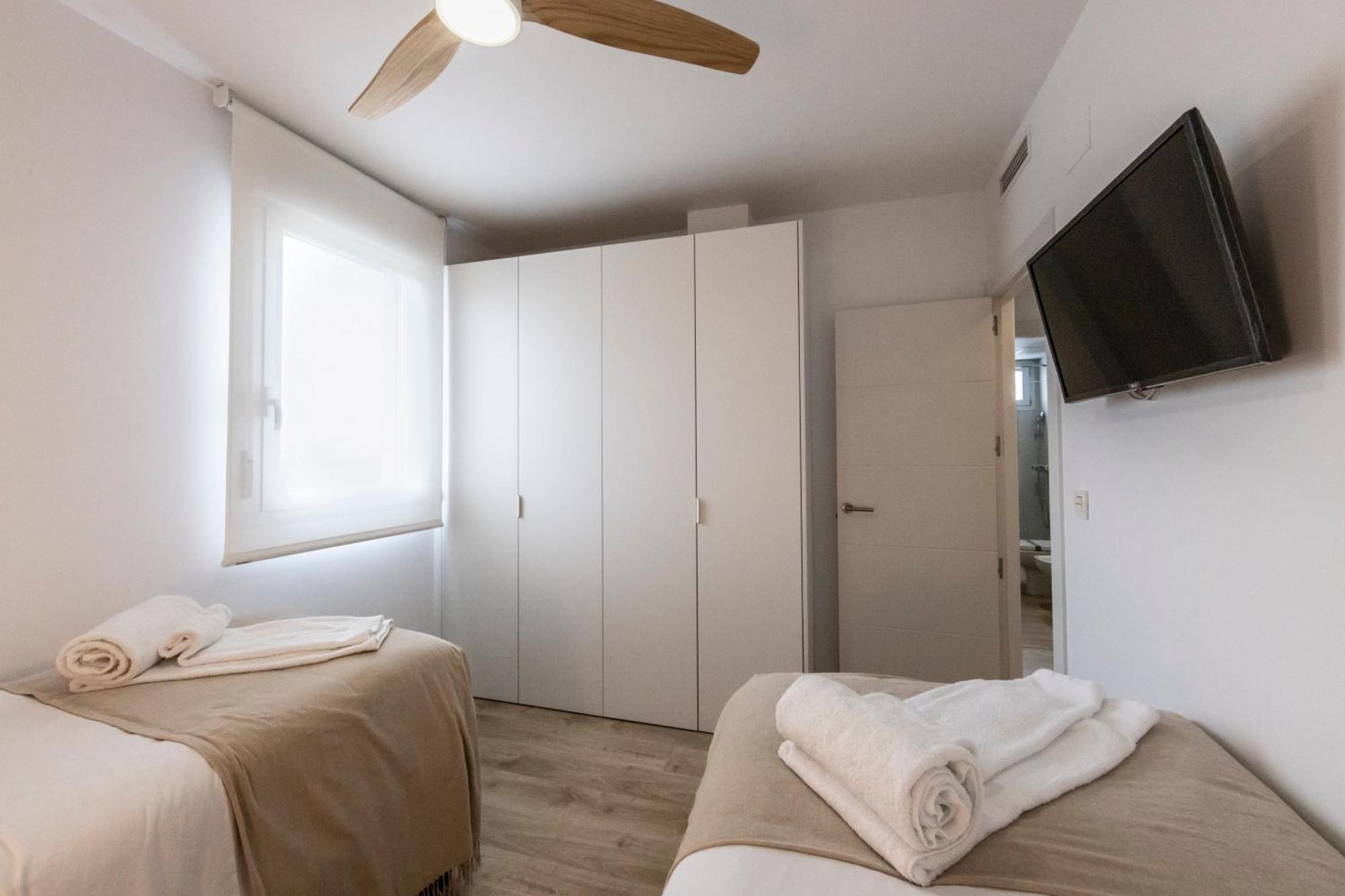 Homity Holidays - Playa Granada - Mar De Astrid Motril Kültér fotó